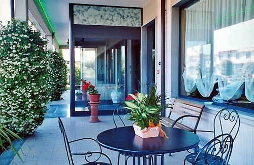 מונטווארקי Hotel Valdarno מראה חיצוני תמונה