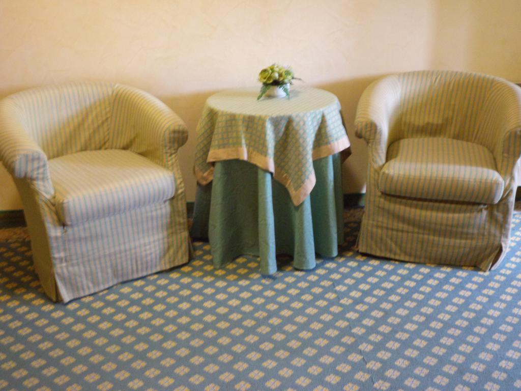 מונטווארקי Hotel Valdarno מראה חיצוני תמונה