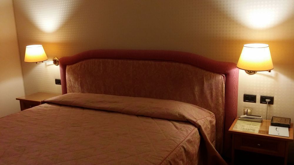 מונטווארקי Hotel Valdarno מראה חיצוני תמונה
