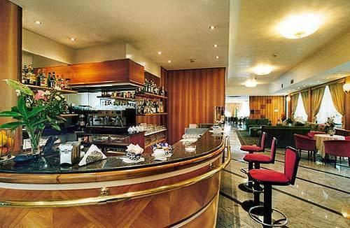 מונטווארקי Hotel Valdarno מראה חיצוני תמונה